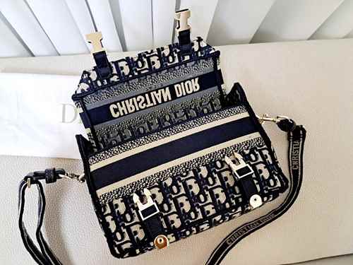 c489b5cc1470448f4ac5a91b11aa4ff3_1698386130_4922.jpg c489b5cc1470448f4ac5a91b11aa4ff3_1698386130_4922.jpg