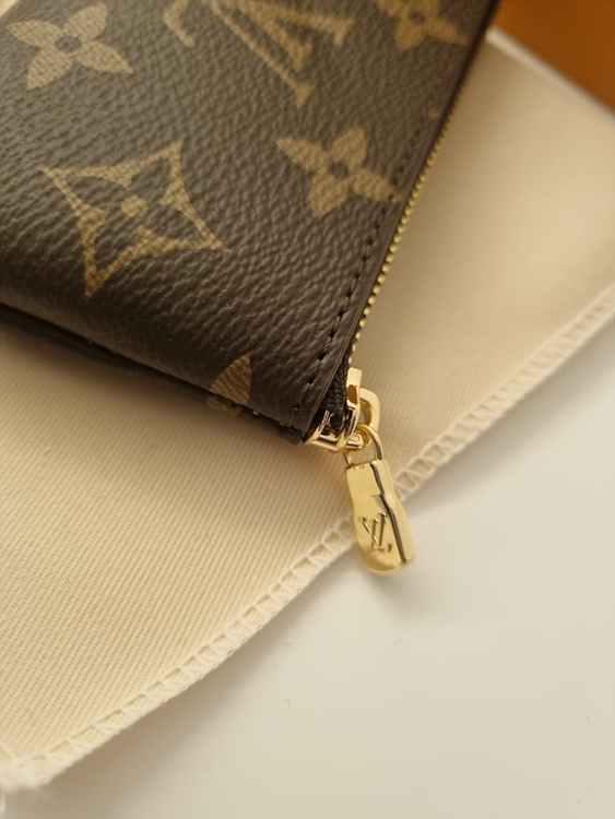 1e05abc620879b18aa7978382fb3b78f_1750917222_6549.jpg 1e05abc620879b18aa7978382fb3b78f_1750917222_6549.jpg