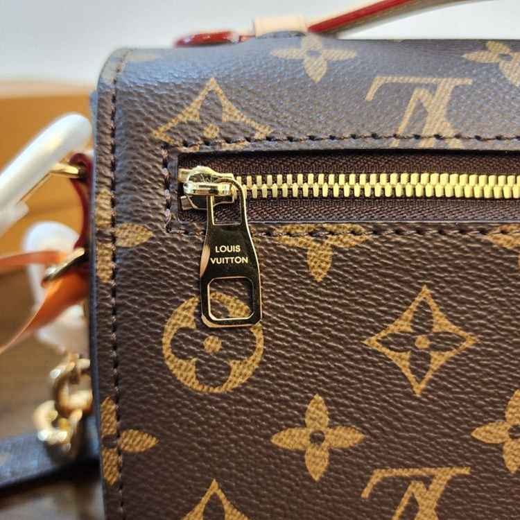 20502217b8164ed27cc9d85c96fbfa62_1751265665_1586.jpg 20502217b8164ed27cc9d85c96fbfa62_1751265665_1586.jpg