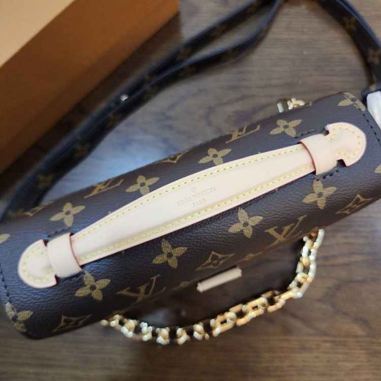 20502217b8164ed27cc9d85c96fbfa62_1751265665_4598.jpg 20502217b8164ed27cc9d85c96fbfa62_1751265665_4598.jpg