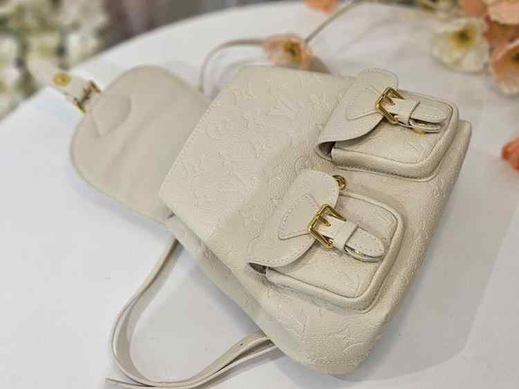 3a6448c2d015b7f8f1aa787e05206b68_1750059698_6989.jpg 3a6448c2d015b7f8f1aa787e05206b68_1750059698_6989.jpg