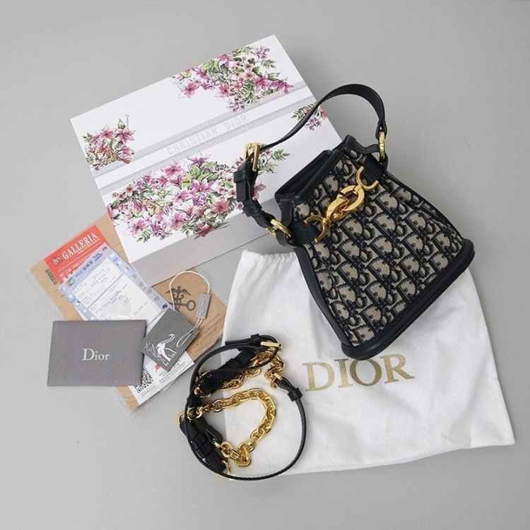 43f5f732de4c46307b55cb02c406a712_1750221037_7367.jpg 43f5f732de4c46307b55cb02c406a712_1750221037_7367.jpg