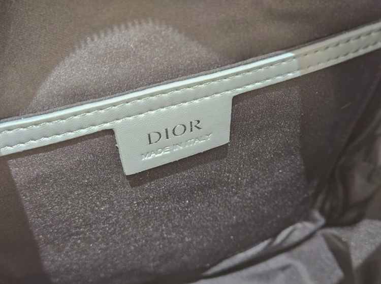 43f5f732de4c46307b55cb02c406a712_1750221718_0228.jpg 43f5f732de4c46307b55cb02c406a712_1750221718_0228.jpg