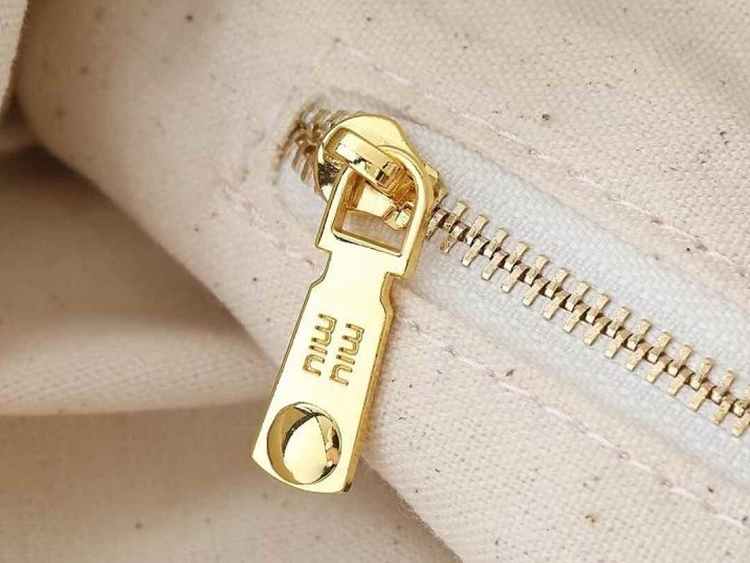 fcf4a2930ac6af79f9b5a03b4aa3dca4_1750664307_0415.jpg fcf4a2930ac6af79f9b5a03b4aa3dca4_1750664307_0415.jpg