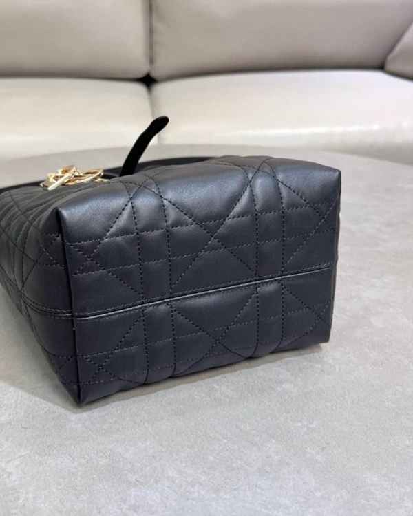 2b2ef4e3190057f3f4e931fd4084f4a3_1753778714_0413.jpg 2b2ef4e3190057f3f4e931fd4084f4a3_1753778714_0413.jpg