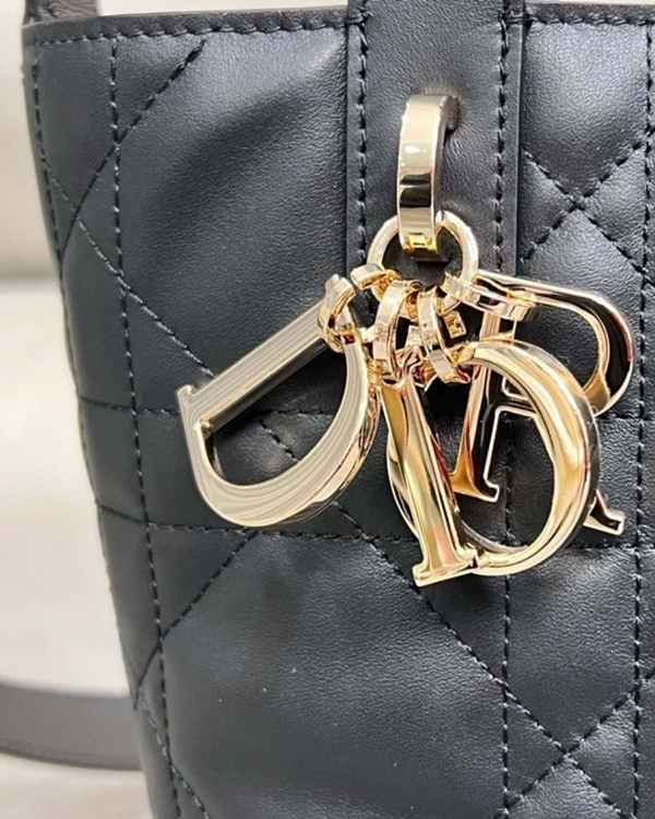 2b2ef4e3190057f3f4e931fd4084f4a3_1753778716_1626.jpg 2b2ef4e3190057f3f4e931fd4084f4a3_1753778716_1626.jpg