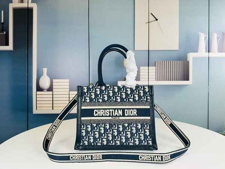 2b2ef4e3190057f3f4e931fd4084f4a3_1753779452_2807.jpg 2b2ef4e3190057f3f4e931fd4084f4a3_1753779452_2807.jpg