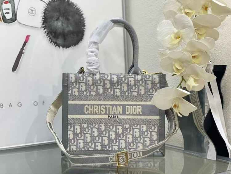 2b2ef4e3190057f3f4e931fd4084f4a3_1753779539_0795.jpg 2b2ef4e3190057f3f4e931fd4084f4a3_1753779539_0795.jpg