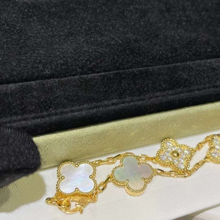 8ea70d2703afbc94d2a9b15fcff27c91_1753154253_6245.jpg 8ea70d2703afbc94d2a9b15fcff27c91_1753154253_6245.jpg