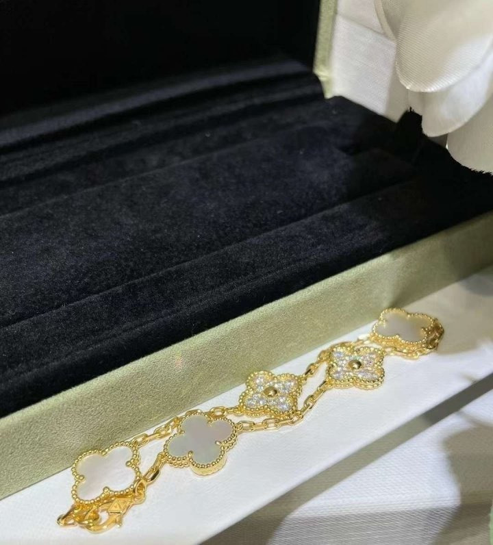 8ea70d2703afbc94d2a9b15fcff27c91_1753154254_3119.jpg 8ea70d2703afbc94d2a9b15fcff27c91_1753154254_3119.jpg