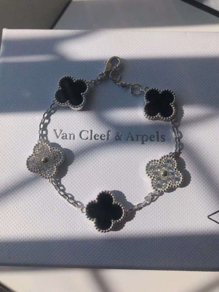 8ea70d2703afbc94d2a9b15fcff27c91_1753154273_0521.jpg 8ea70d2703afbc94d2a9b15fcff27c91_1753154273_0521.jpg