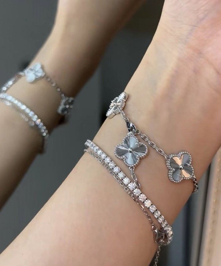 8ea70d2703afbc94d2a9b15fcff27c91_1753154397_9918.jpg 8ea70d2703afbc94d2a9b15fcff27c91_1753154397_9918.jpg