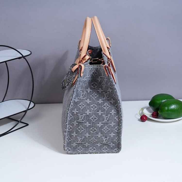 9653b35c1e086a960a0e1035f99be8d2_1751523705_6555.jpg 9653b35c1e086a960a0e1035f99be8d2_1751523705_6555.jpg