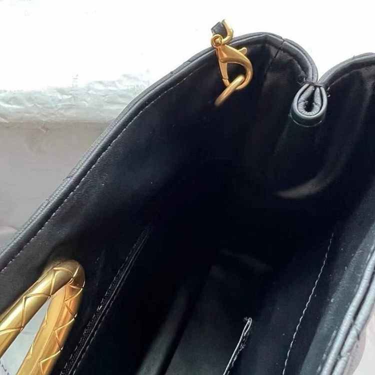 98a911acad43d4111db55d821a74d49e_1753083542_7012.jpg 98a911acad43d4111db55d821a74d49e_1753083542_7012.jpg