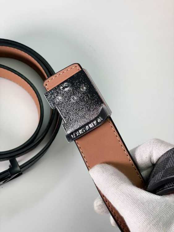 b79adbbb670f31814f0ed9c1e35eb7e5_1753863935_6067.jpg b79adbbb670f31814f0ed9c1e35eb7e5_1753863935_6067.jpg