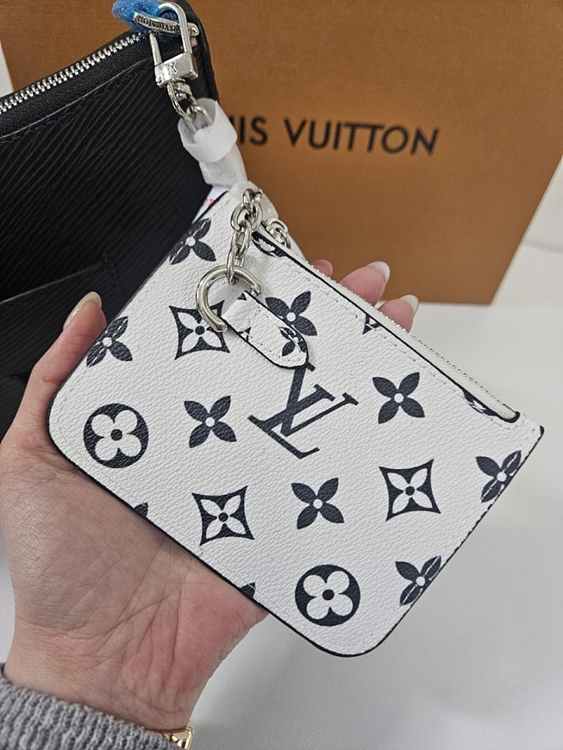 e96df1fac78c970376bbbf3f06142438_1751950112_6712.jpg e96df1fac78c970376bbbf3f06142438_1751950112_6712.jpg