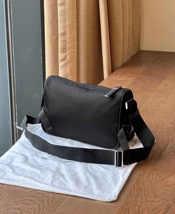 ccd6b62232e82dbde5697d756d9f4a21_1755757462_2576.jpg ccd6b62232e82dbde5697d756d9f4a21_1755757462_2576.jpg