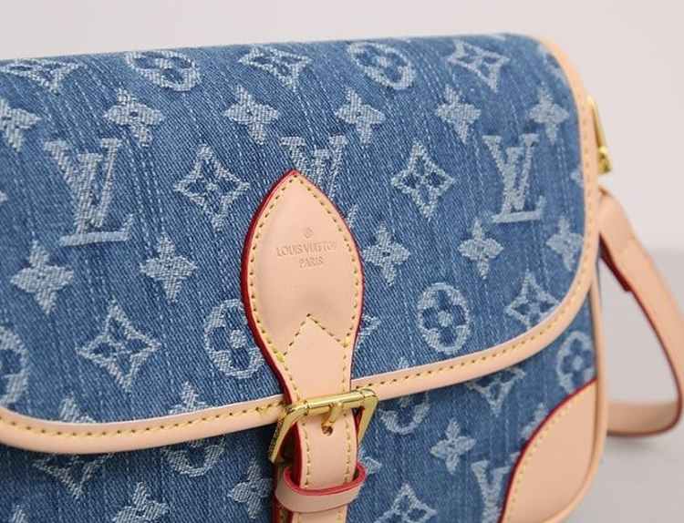 f058e01526eb0ac885daa9e021e2403d_1754988132_6637.jpg f058e01526eb0ac885daa9e021e2403d_1754988132_6637.jpg