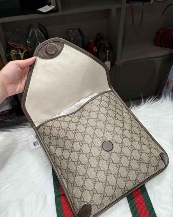 2704d2d5682b849f838f588681d11b37_1758098668_4936.jpg 2704d2d5682b849f838f588681d11b37_1758098668_4936.jpg