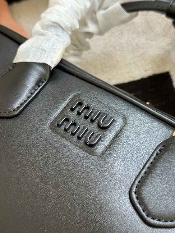 2db579efacb4500755a9e11e2bca4a20_1758531511_6364.jpg 2db579efacb4500755a9e11e2bca4a20_1758531511_6364.jpg