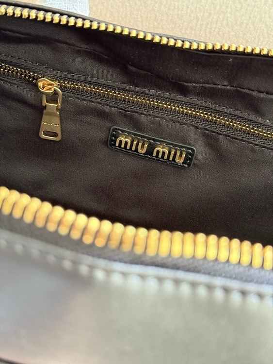 2db579efacb4500755a9e11e2bca4a20_1758531511_9779.jpg 2db579efacb4500755a9e11e2bca4a20_1758531511_9779.jpg