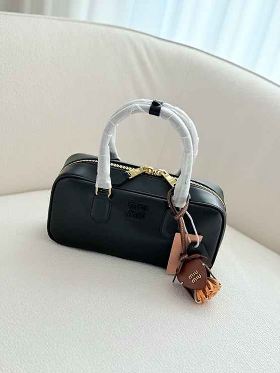 2db579efacb4500755a9e11e2bca4a20_1758531512_1683.jpg 2db579efacb4500755a9e11e2bca4a20_1758531512_1683.jpg