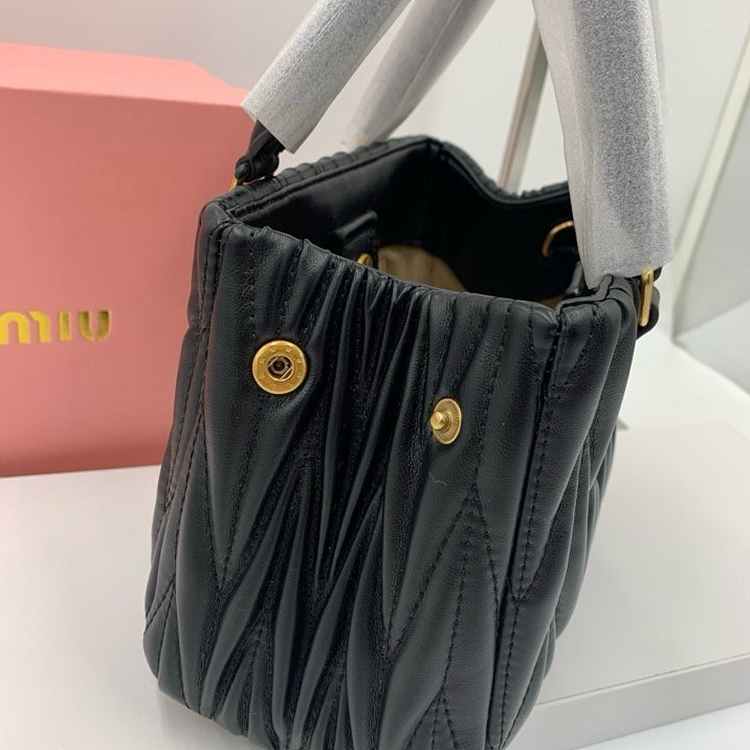 2db579efacb4500755a9e11e2bca4a20_1758531645_6965.jpg 2db579efacb4500755a9e11e2bca4a20_1758531645_6965.jpg