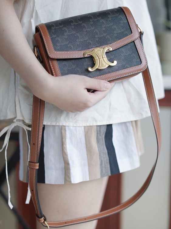 8f14d7d560f369eddb6a235c1aafb666_1757919533_7304.jpg 8f14d7d560f369eddb6a235c1aafb666_1757919533_7304.jpg