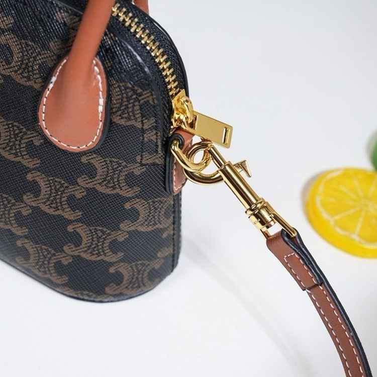 ab9ee76b4d8aca43a6980de502a9cad1_1758864719_3048.jpg ab9ee76b4d8aca43a6980de502a9cad1_1758864719_3048.jpg