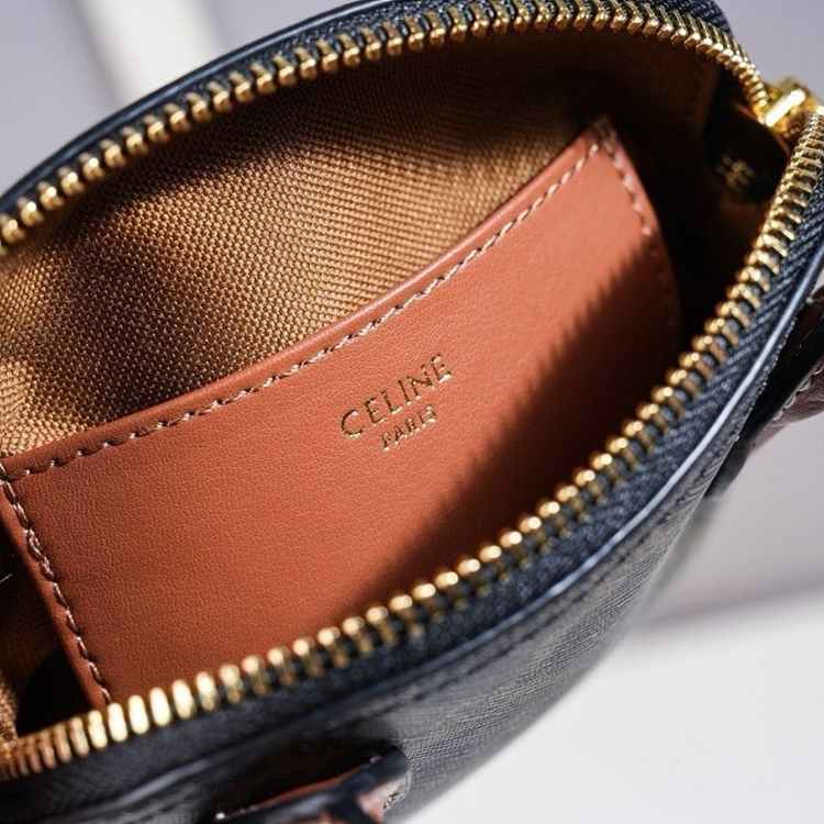 ab9ee76b4d8aca43a6980de502a9cad1_1758864719_5119.jpg ab9ee76b4d8aca43a6980de502a9cad1_1758864719_5119.jpg