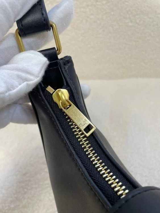 ab9ee76b4d8aca43a6980de502a9cad1_1758864856_4639.jpg ab9ee76b4d8aca43a6980de502a9cad1_1758864856_4639.jpg