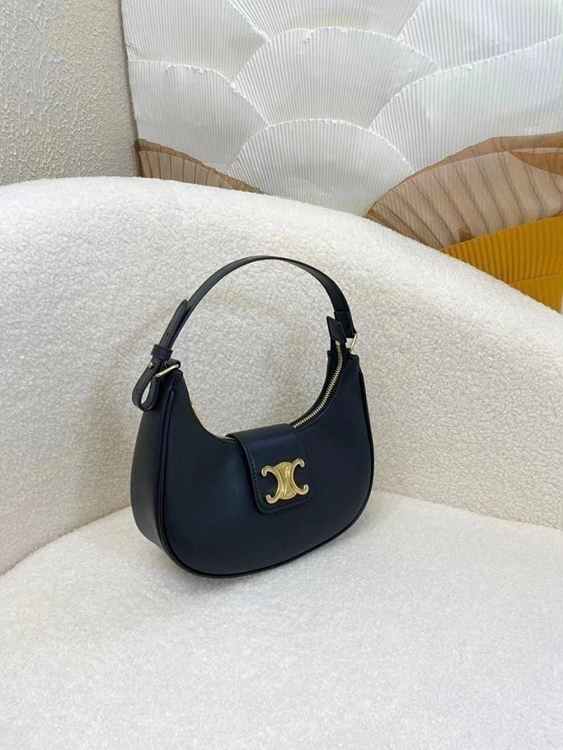 ab9ee76b4d8aca43a6980de502a9cad1_1758864856_663.jpg ab9ee76b4d8aca43a6980de502a9cad1_1758864856_663.jpg