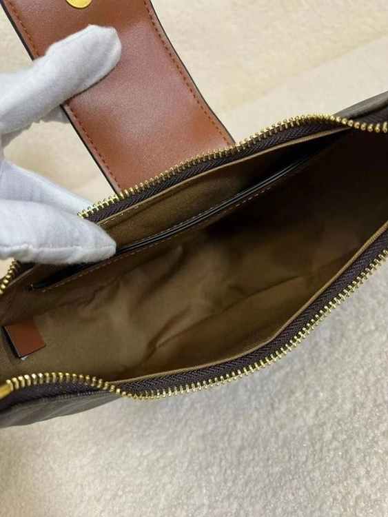 ab9ee76b4d8aca43a6980de502a9cad1_1758864932_7097.jpg ab9ee76b4d8aca43a6980de502a9cad1_1758864932_7097.jpg