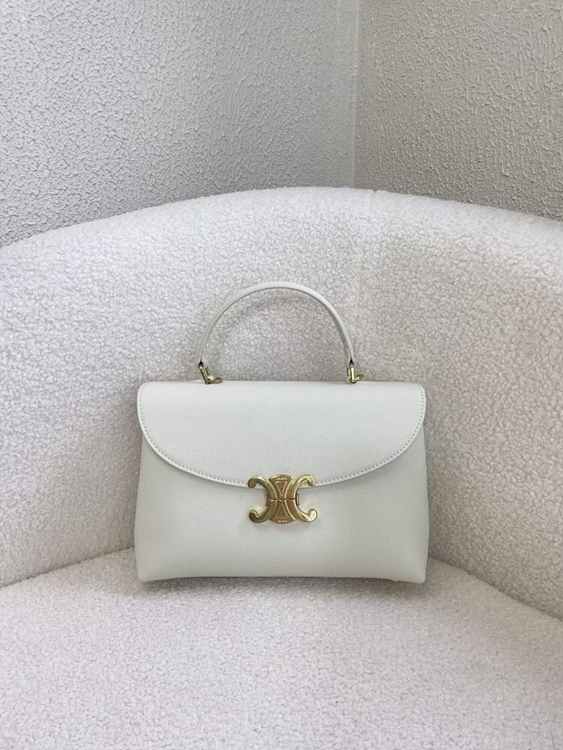 ab9ee76b4d8aca43a6980de502a9cad1_1758865033_0296.jpg ab9ee76b4d8aca43a6980de502a9cad1_1758865033_0296.jpg