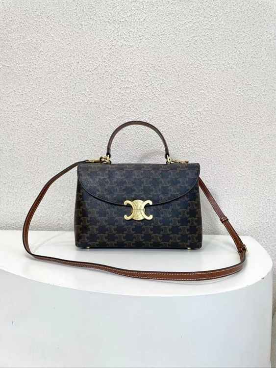 ab9ee76b4d8aca43a6980de502a9cad1_1758865075_9042.jpg ab9ee76b4d8aca43a6980de502a9cad1_1758865075_9042.jpg