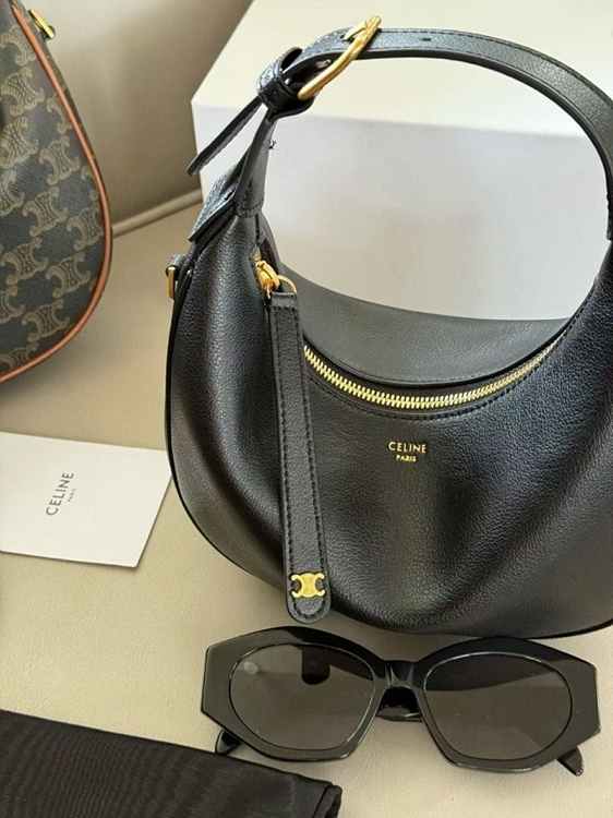 ab9ee76b4d8aca43a6980de502a9cad1_1758865338_5286.jpg ab9ee76b4d8aca43a6980de502a9cad1_1758865338_5286.jpg