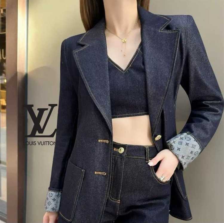 b1257ce51b4b651387b240d6f7047e0f_1758868956_2452.jpg b1257ce51b4b651387b240d6f7047e0f_1758868956_2452.jpg