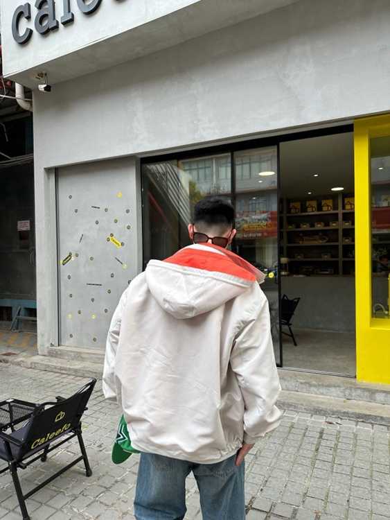 b1257ce51b4b651387b240d6f7047e0f_1758869794_8982.jpg b1257ce51b4b651387b240d6f7047e0f_1758869794_8982.jpg