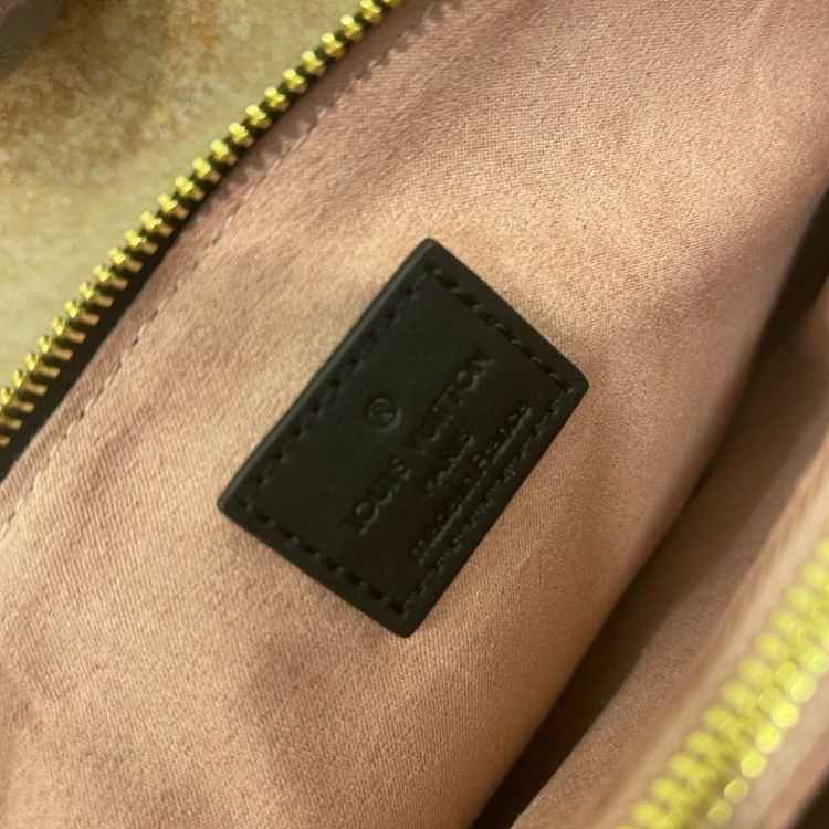 d2305d377ea6357b490cd1c24deaff18_1758011506_7014.jpg d2305d377ea6357b490cd1c24deaff18_1758011506_7014.jpg