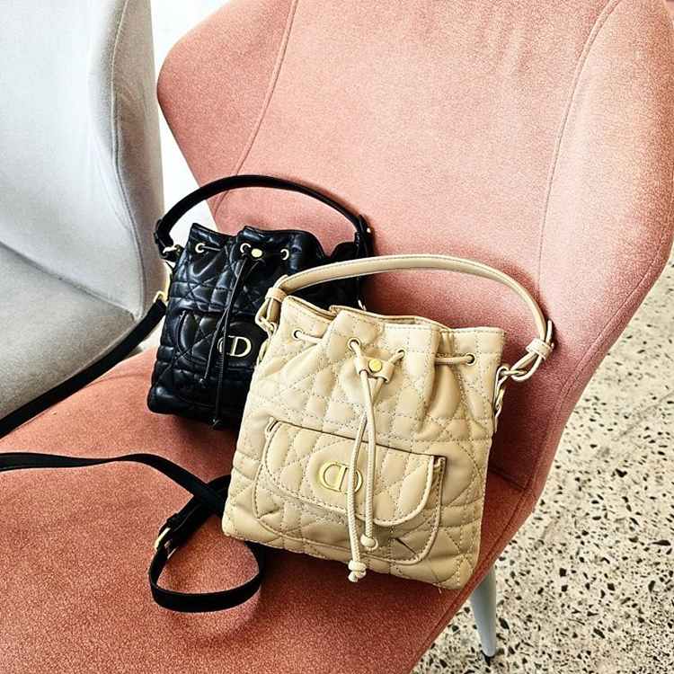 e3dae71508bf7f7ff2578e324d0d40a7_1758609226_2122.jpg e3dae71508bf7f7ff2578e324d0d40a7_1758609226_2122.jpg