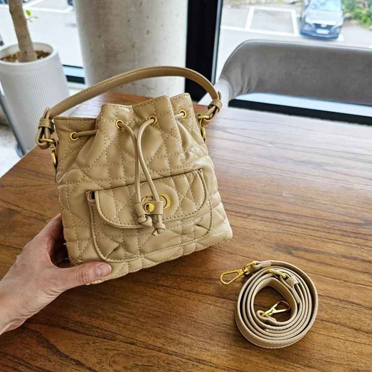 e3dae71508bf7f7ff2578e324d0d40a7_1758609226_6522.jpg e3dae71508bf7f7ff2578e324d0d40a7_1758609226_6522.jpg