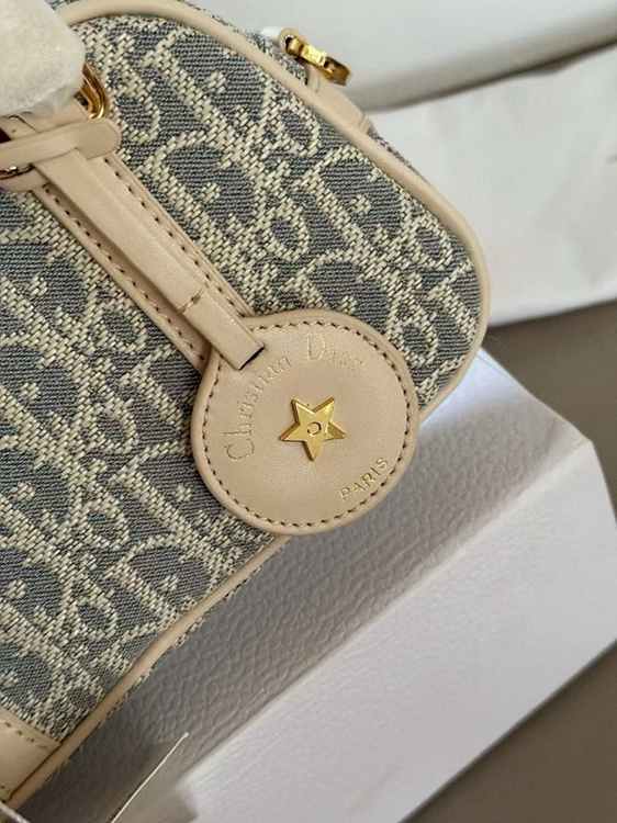 e3dae71508bf7f7ff2578e324d0d40a7_1758609427_8579.jpg e3dae71508bf7f7ff2578e324d0d40a7_1758609427_8579.jpg