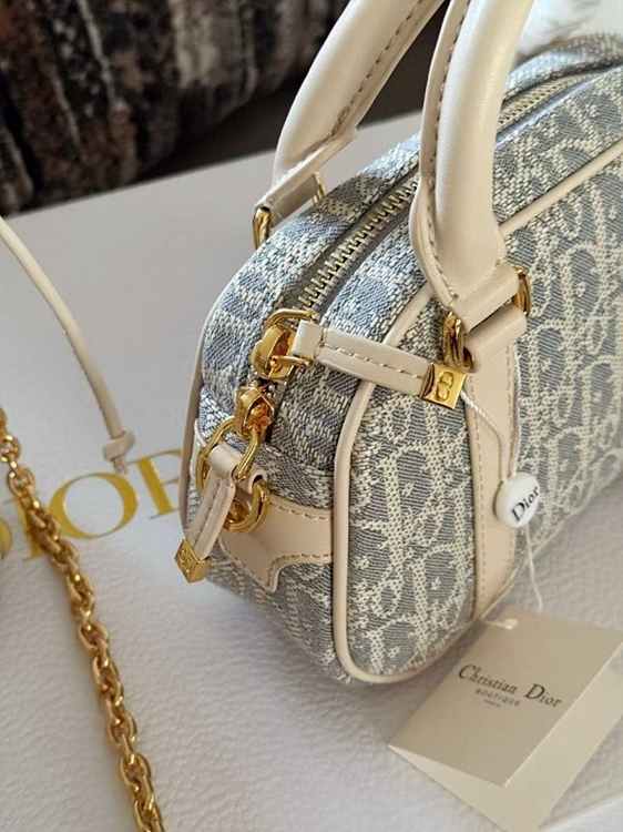 e3dae71508bf7f7ff2578e324d0d40a7_1758609427_956.jpg e3dae71508bf7f7ff2578e324d0d40a7_1758609427_956.jpg