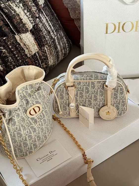 e3dae71508bf7f7ff2578e324d0d40a7_1758609428_0305.jpg e3dae71508bf7f7ff2578e324d0d40a7_1758609428_0305.jpg