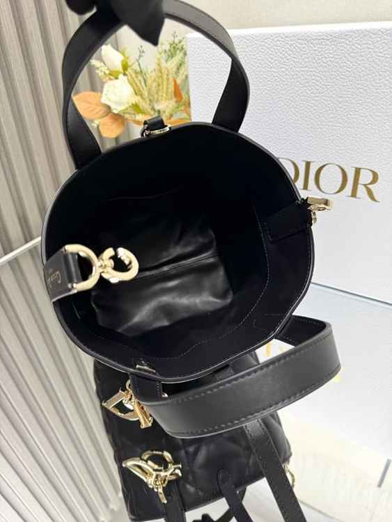 e3dae71508bf7f7ff2578e324d0d40a7_1758609590_8496.jpg e3dae71508bf7f7ff2578e324d0d40a7_1758609590_8496.jpg