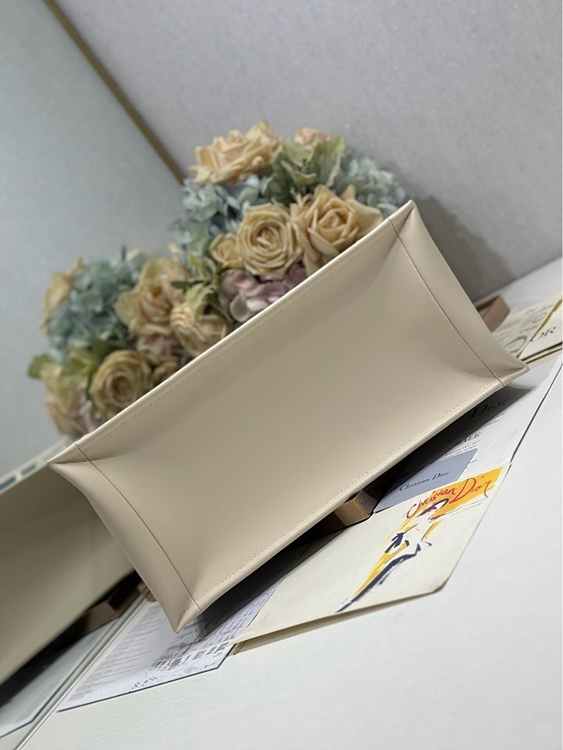 e3dae71508bf7f7ff2578e324d0d40a7_1758609633_0421.jpg e3dae71508bf7f7ff2578e324d0d40a7_1758609633_0421.jpg