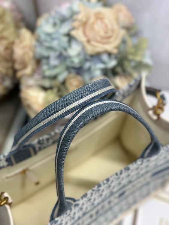 e3dae71508bf7f7ff2578e324d0d40a7_1758609633_1898.jpg e3dae71508bf7f7ff2578e324d0d40a7_1758609633_1898.jpg