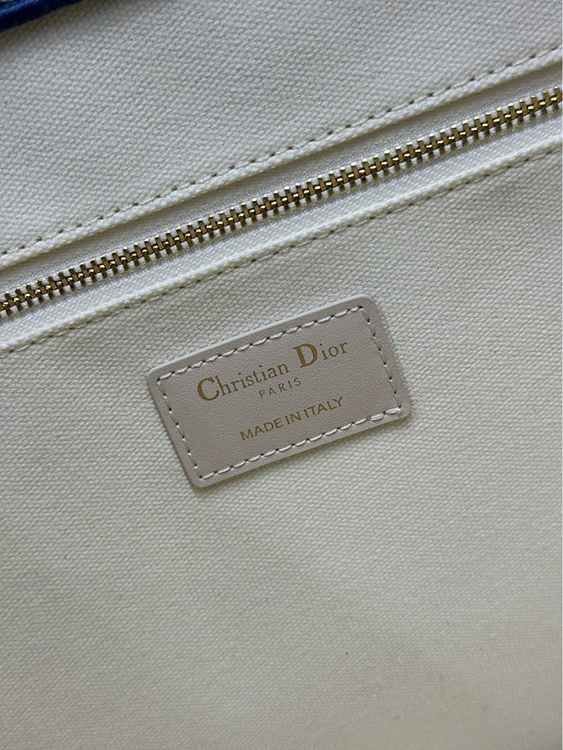 e3dae71508bf7f7ff2578e324d0d40a7_1758609633_358.jpg e3dae71508bf7f7ff2578e324d0d40a7_1758609633_358.jpg