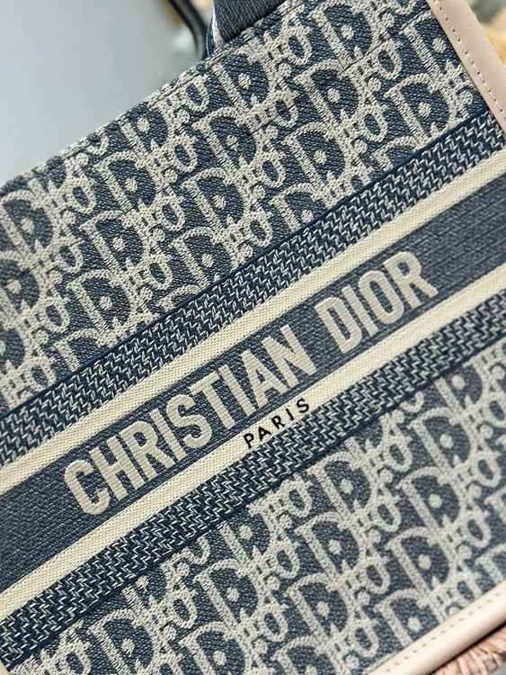 e3dae71508bf7f7ff2578e324d0d40a7_1758609672_4561.jpg e3dae71508bf7f7ff2578e324d0d40a7_1758609672_4561.jpg