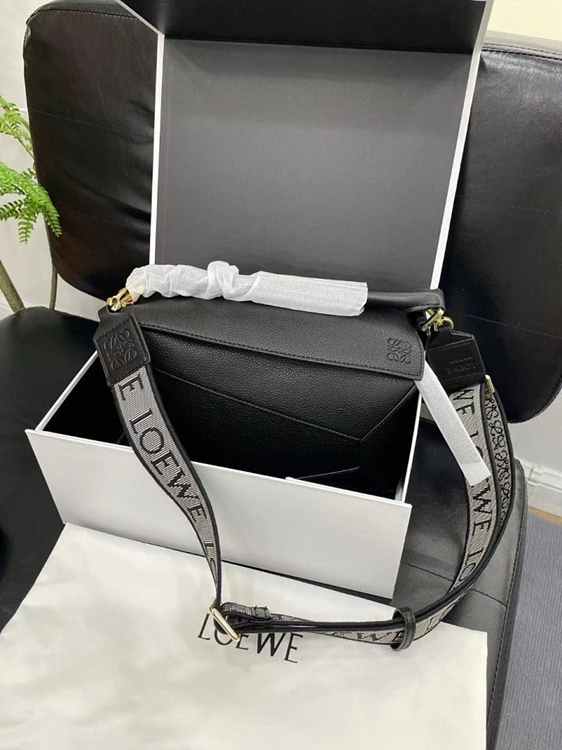 e3dae71508bf7f7ff2578e324d0d40a7_1758609830_6495.jpg e3dae71508bf7f7ff2578e324d0d40a7_1758609830_6495.jpg